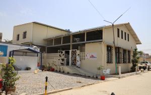 Tuberculosis patients find strength and care in Baldia, Pakistan.
